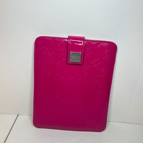 Lauren Ralph Lauren Pink Monogram IPad Tablet Media Case Silver Snap - Picture 1 of 8
